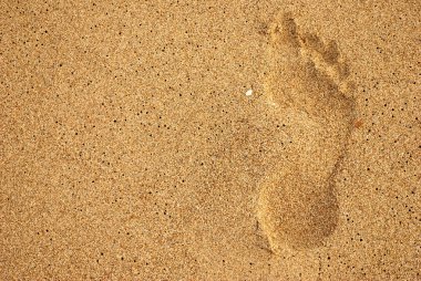 Yaz deniz, insan ayak izi kum doğrudan yukarıdaki, yakın çekim, arka plan