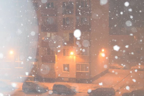 Gebäude Und Ein Auto Winter — Stockfoto