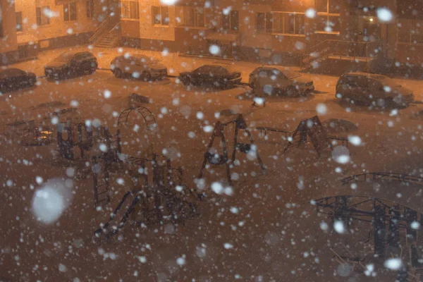 Gebäude Und Ein Auto Winter — Stockfoto