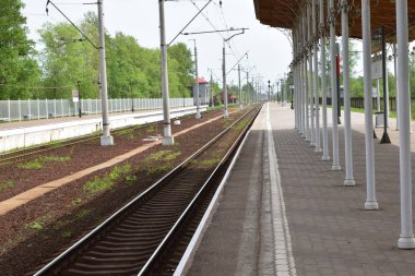 tren istasyonu, yolcular için ulaşım