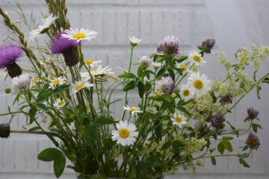 masada kır çiçekleri buketi