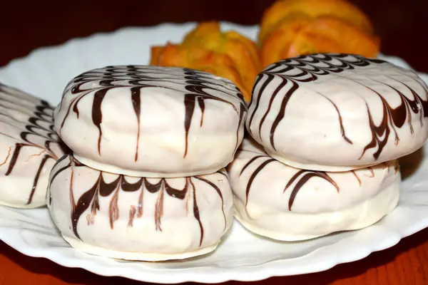 Chocolate Chip Koekjes Bekleed Met Ijsvorming — Stockfoto