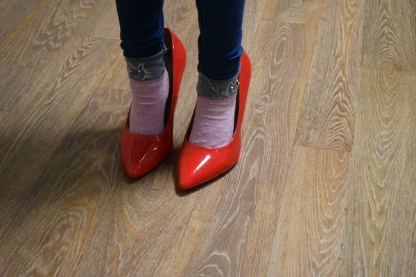 Zapatos Rojos Suelo — Foto de Stock
