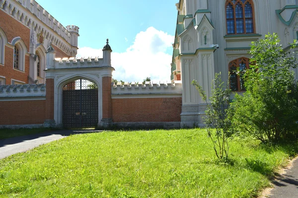 Gammalt Tegelslott Gotisk Arkitektur — Stockfoto