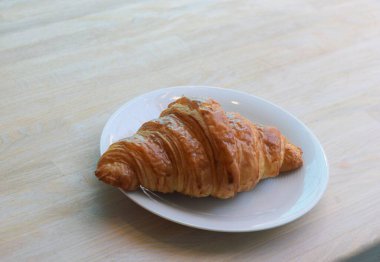 Masada kruvasan, hamur işleri