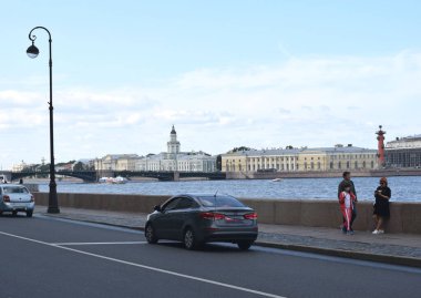 Nehir manzarası, granit set.