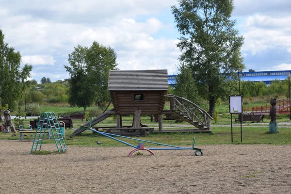 Дитячий Майданчик Ігор Розваг — стокове фото