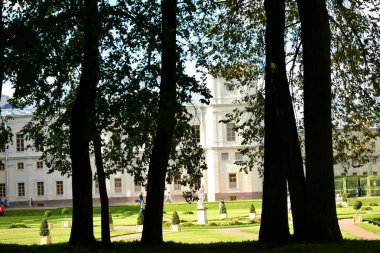 Park 'taki tarihi saray