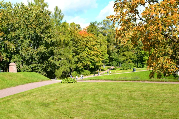 秋の公園 レクリエーションの場所 — ストック写真