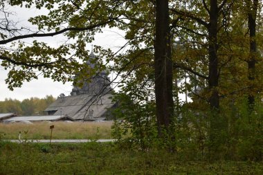 Kırsal kesimde ahşap binalar