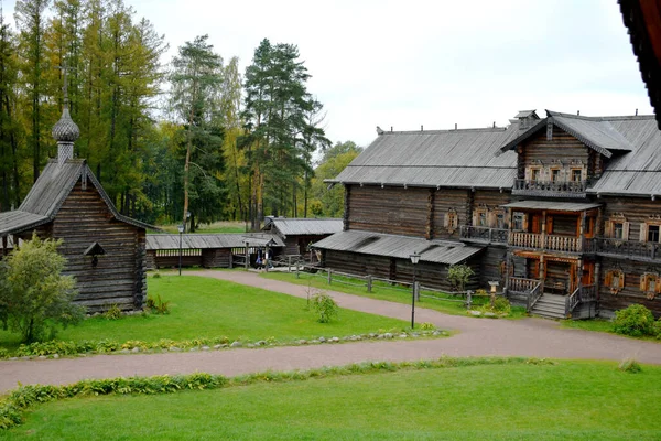 Dřevěné Stavby Krajina Statek Obci — Stock fotografie