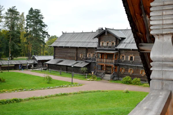 Dřevěné Stavby Krajina Statek Obci — Stock fotografie