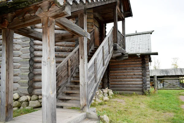 Holzhäuser Land Bauernhof Dorf — Stockfoto