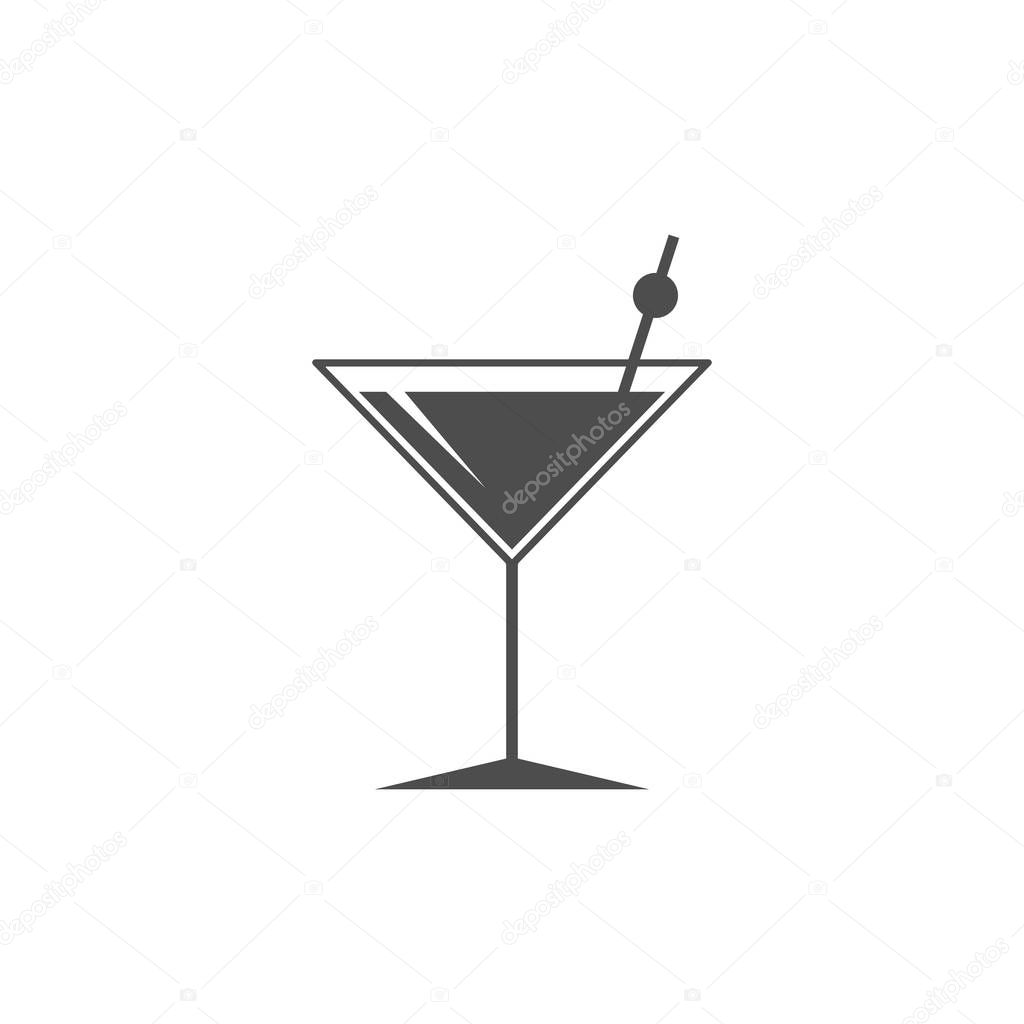 Cocktail glass icon. Summer drinks sign. Goblet symbol. Vector illustration. Flat design.