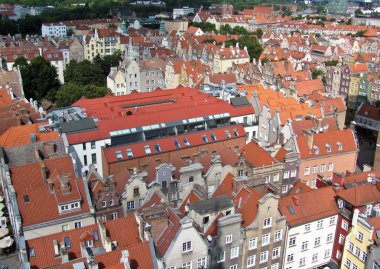 12 Ağustos , 2019. Gdansk, Polonya. Eski şehir - City Hall kulesinden panoramik manzara.