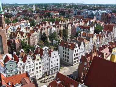 12 Ağustos , 2019. Gdansk, Polonya. Eski şehir - City Hall kulesinden panoramik manzara.