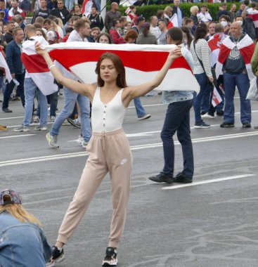 Beyaz Rusya 'da yapılan cumhurbaşkanlığı seçimleri sonrasında görevdeki hükümete karşı barışçıl protesto eylemleri.