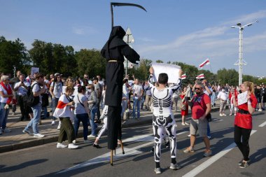 Minsk, Belarus - 30 Ağustos 2020. Diktatör Lukashenko 'ya karşı protesto.
