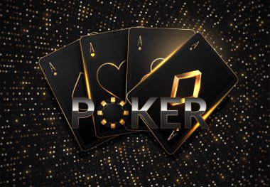 Karanlık arka planda oyun kartları ve poker fişleri casino kavramı