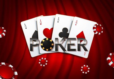 Karanlık arka planda oyun kartları ve poker fişleri casino kavramı