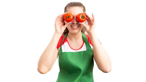 Young Woman Supermarket Retail Employee Covering Eyes Fresh Red Tomatoes — Stock Photo, Image