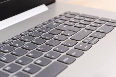 Notebook laptop klavye seçici odak yakın çekim