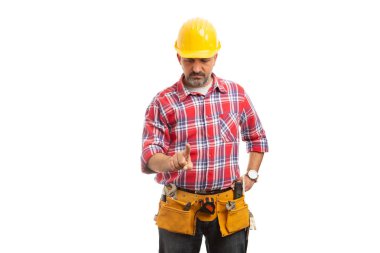 Oluşturucu ile odaklı ifade izole üzerinde beyaz reklam için boş kopya metin alanı olarak işaret parmağını kullanarak aşağıda görünmez ekran dokunaklı