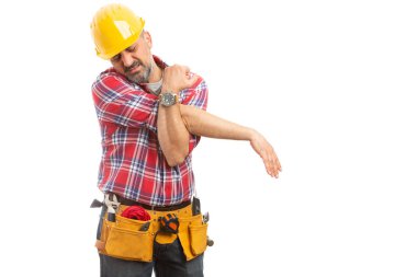 Beyaz arka plan üzerinde izole zor iş için hazırlık olarak kol kasları germe Oluşturucu adam