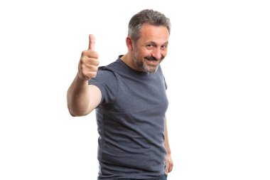 Adam jest gibi yapıyor