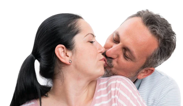 男女のキスと抱擁 — ストック写真