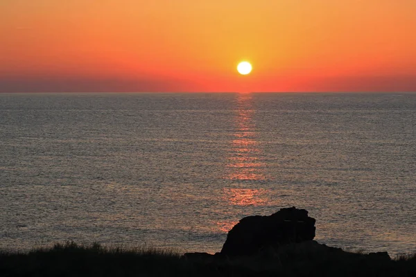 Bulgaristan Karadeniz Sahil Üzerinde Romantik Gündoğumu — Stok fotoğraf