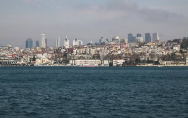 İstanbul'un pitoresk kasabasının Genel görünümü Boğaziçi'nden alındı 