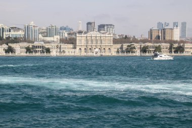 İstanbul'un pitoresk kasabasının Genel görünümü Boğaziçi'nden alındı 