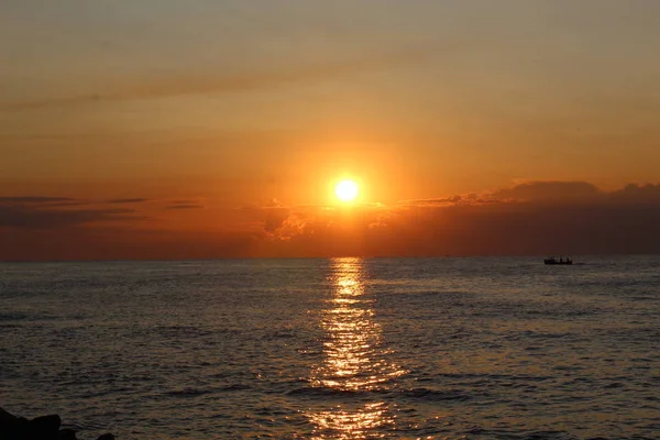 Amanecer Dorado Sobre Costa Búlgara Del Mar Negro — Foto de Stock