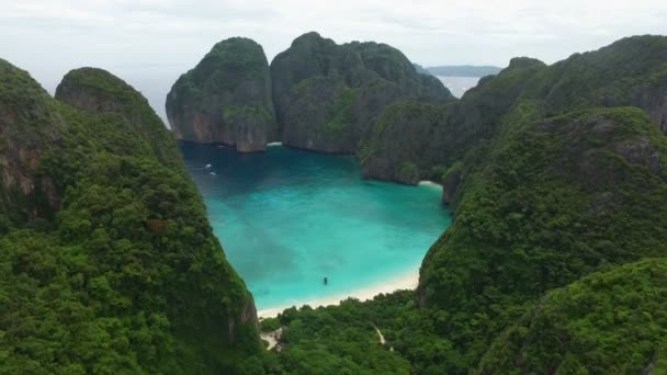 Vista Aérea Icónica Bahía Tropical Maya Islas Phi Phi Tailandia — Vídeos de Stock