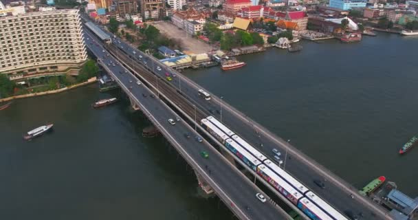 Légi Kilátás Taksin Bridge Sathorn Szívében Bangkok Thaiföld — Stock videók