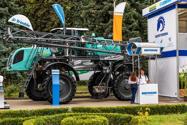 Kyiv, Ukrayna - 12 Ağustos 2020: Uluslararası tarım endüstrisi sergisi 