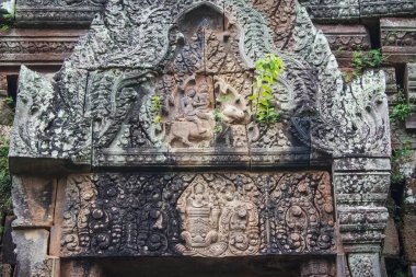 Wat Phu bir Dünya Mirası Alanı, Laos en eski tarihi yerlerinden biri bir Hindu tapınağı.