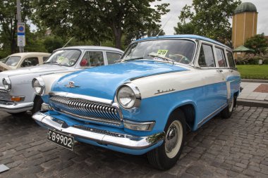 Sofia, Bulgaristan - 19 Mayıs 2018: Retro geçit eski retro ya da eski model araba ya da otomobil