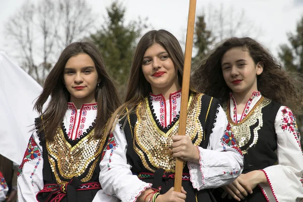 Masquerade Festival in Joepes, Bulgarije. — Stockfoto