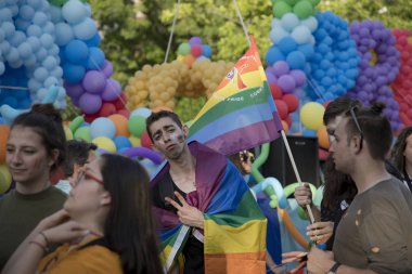 Sofia Pride. Geçit töreni, gökkuşağı.