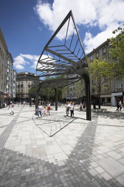 Sofya şehir merkezinde yenilenmiş 'Slaveikov' meydanı, Bulgaristan 