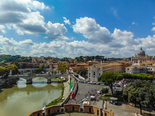 Tiber Folyó Halad Vatikánváros Közelében Róma Olaszország — Stock Fotó