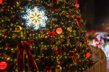 Noel Ağacı Dekorasyonunun Kapanışı. 