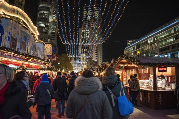 Breitscheidplatz Mercatino di Natale. — Foto Stock