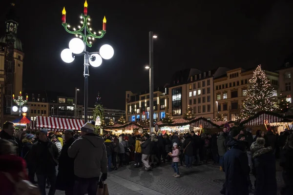 Alexanderplatz kerstmarkt, Berlijn. — Stockfoto