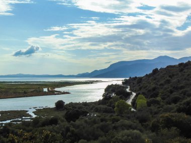 Buthrotum Milli Parkı'na yol.