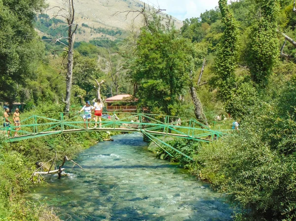 Mavi göz pınarı — Stok fotoğraf