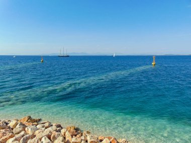 Kastro Plajı manzarası.