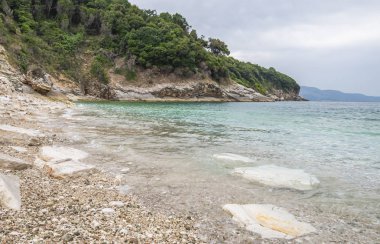 Pulebardha Plajı manzarası.